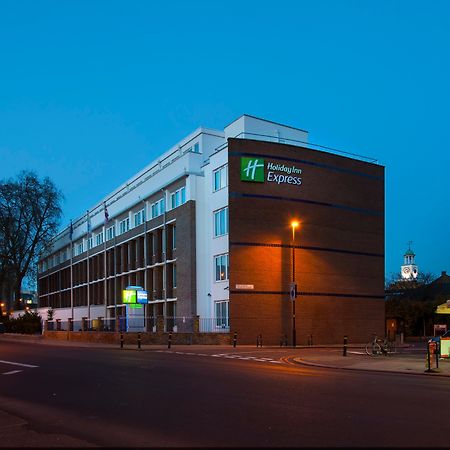 Holiday Inn Express London - Vauxhall Nine Elms, An Ihg Hotel Ngoại thất bức ảnh