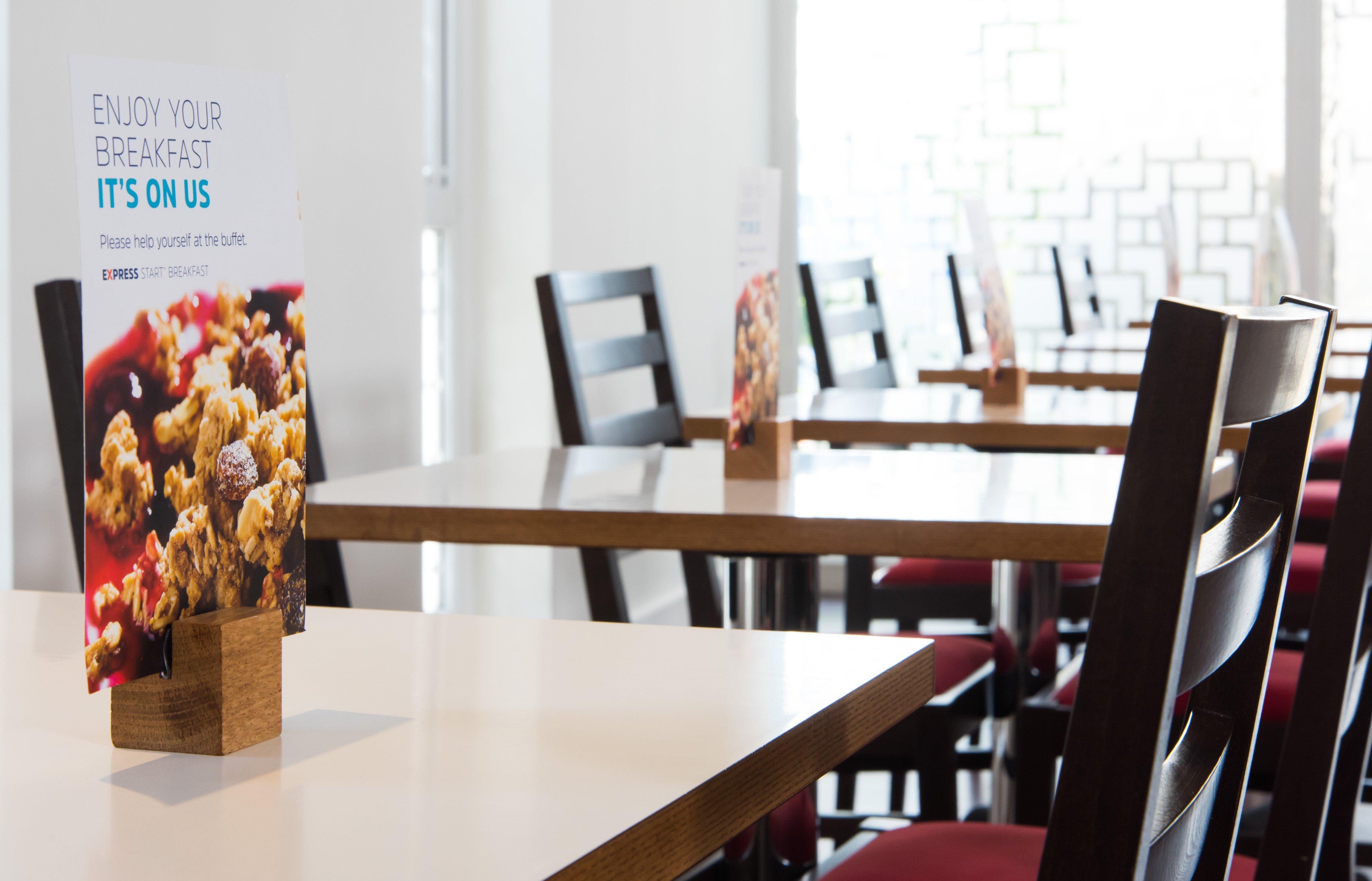 Holiday Inn Express London - Vauxhall Nine Elms, An Ihg Hotel Ngoại thất bức ảnh